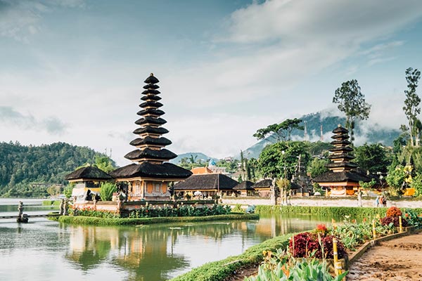 Bali travel destination — beaches rice terraces temples